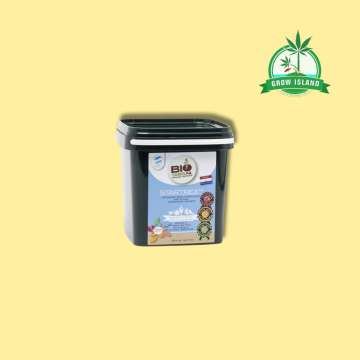 Bio Tabs Startrex in a darkgreen bucket with yellow background and grren Grow Island logo in the right upper corner