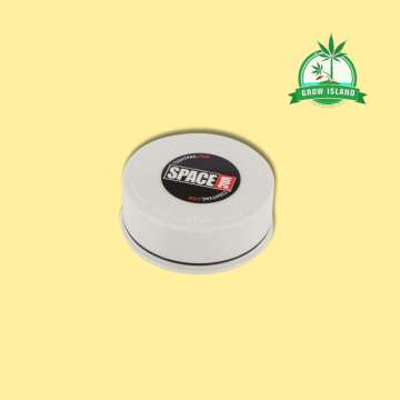 SpaceVac white vacuum can closed with yellow background and green grow island logo in the right upper corner